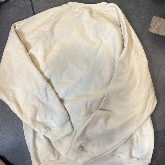 Kansas City Chiefs Taylor Swift Karma Crewneck Line Size Large NWOT - Picture 3 of 5